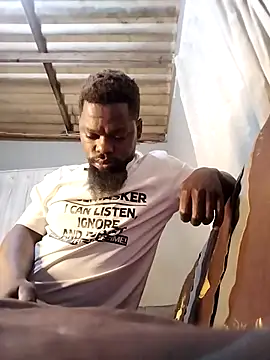 Snapshot of Chocolate_factory_man chatting on September 15, 2025, 3:39 am Chocolate factory man online show from September 15, 2025, 3:39 am