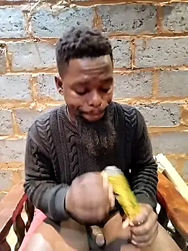 Snapshot of Chocolate_factory_man chatting on October 20, 2025, 2:45 am Chocolate factory man online show from October 20, 2025, 2:45 am