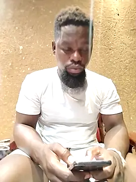 Snapshot of Chocolate_factory_man chatting on December 17, 2025, 1:22 am Chocolate factory man online show from December 17, 2025, 1:22 am