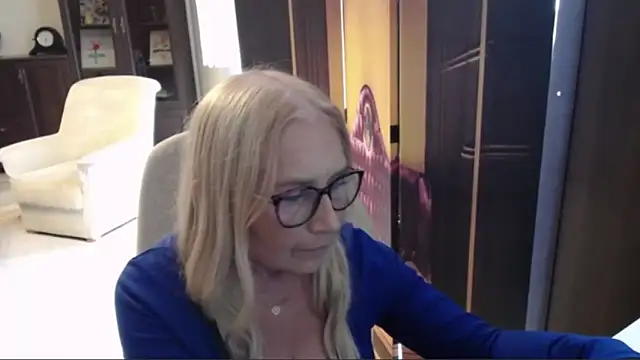 Snapshot of sofia_xkiss chatting on July 12, 2026, 1:35 pm sofia xkiss online show from July 12, 2026, 1:35 pm
