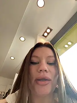 justmila online show from December 29, 2024, 1:17 pm