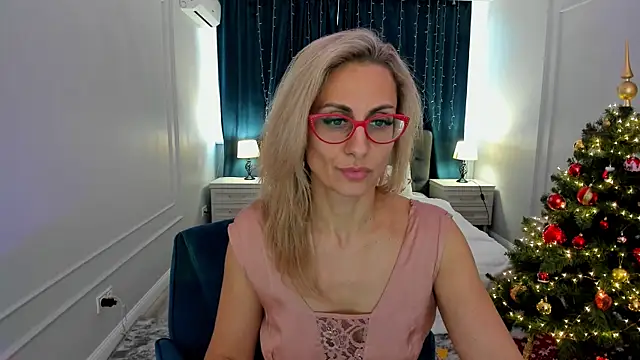 MuseOfStage online show from December 16, 2025, 11:37 am