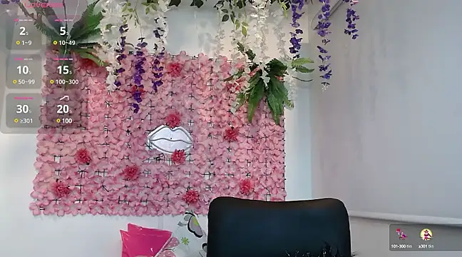 BLONDE SEXYHOT online show from January 29, 2025, 5:40 am