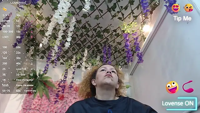 BLONDE SEXYHOT online show from January 16, 2026, 10:41 am