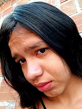 Little Pau Dirty online show from November 7, 2025, 1:33 pm