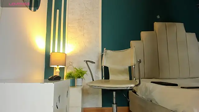 Austin Cardieff online show from January 3, 2025, 7:29 pm