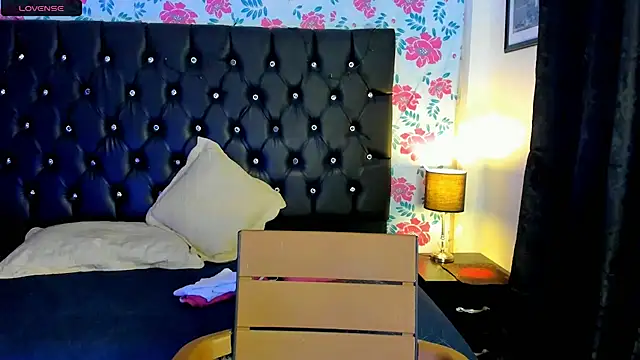 Snapshot of sasha_fox00 chatting on December 14, 2024, 5:14 pm sasha fox00 online show from December 14, 2024, 5:14 pm