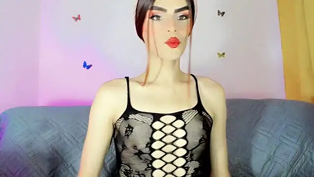 Snapshot of TatiGil chatting on May 5, 2026, 9:34 pm TatiGil online show from May 5, 2026, 9:34 pm