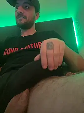 Snapshot of hard_macoor12 chatting on February 4, 2025, 10:34 pm hard macoor12 online show from February 4, 2025, 10:34 pm