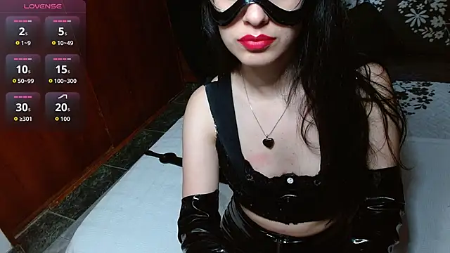 Snapshot of Persefonefire chatting on February 6, 2026, 10:13 pm Persefonefire online show from February 6, 2026, 10:13 pm