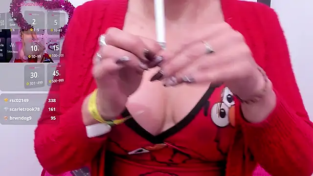 Snapshot of Giia39 chatting on November 11, 2025, 12:49 pm Giia39 online show from November 11, 2025, 12:49 pm