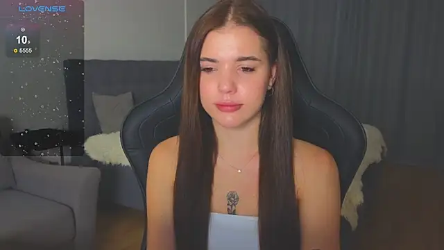 Snapshot of adrianawow1 chatting on September 30, 2025, 11:32 pm adrianawow1 online show from September 30, 2025, 11:32 pm