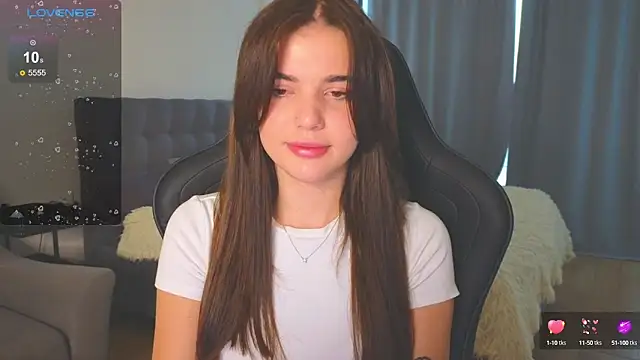 Snapshot of adrianawow1 chatting on October 5, 2025, 3:38 am adrianawow1 online show from October 5, 2025, 3:38 am