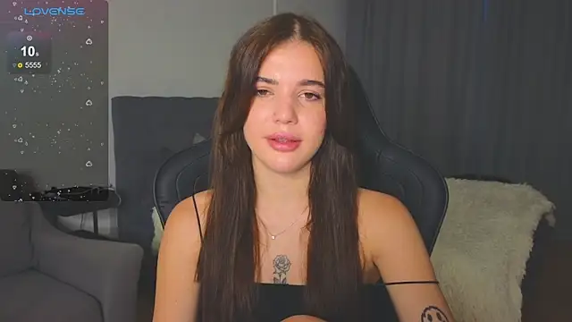 Snapshot of adrianawow1 chatting on October 7, 2025, 3:04 am adrianawow1 online show from October 7, 2025, 3:04 am