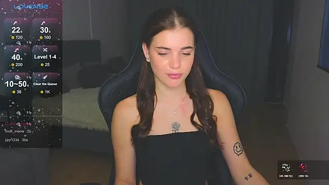 Snapshot of adrianawow1 chatting on November 1, 2025, 12:56 am adrianawow1 online show from November 1, 2025, 12:56 am