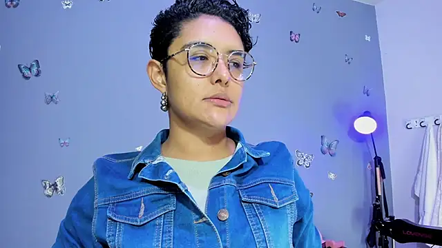 Kaira mosse online show from November 4, 2025, 11:09 am