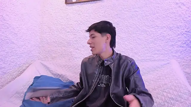 alexandersawyer online show from December 2, 2025, 12:10 pm