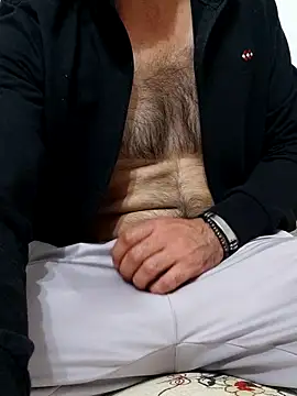 Rdm b online show from November 18, 2025, 7:51 pm