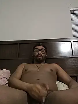 Snapshot of Hotcock100 chatting on May 10, 2026, 2:06 am Hotcock100 online show from May 10, 2026, 2:06 am