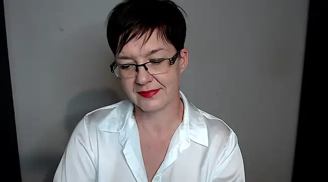 Sofie69Velvet online show from December 2, 2024, 7:38 pm