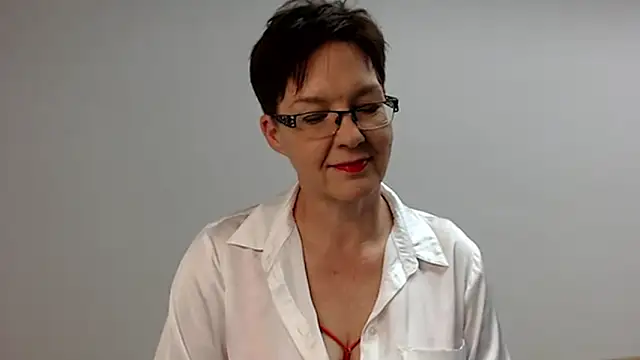 Sofie69Velvet online show from January 8, 2025, 3:28 pm