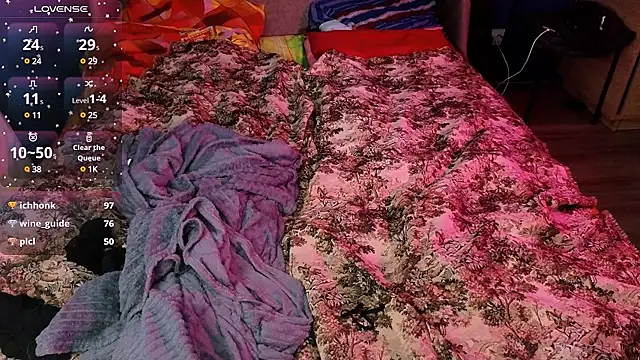 Ruyjin Choi online show from December 25, 2024, 10:48 pm