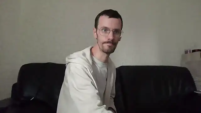 Snapshot of passif520 chatting on September 14, 2025, 9:52 am passif520 online show from September 14, 2025, 9:52 am