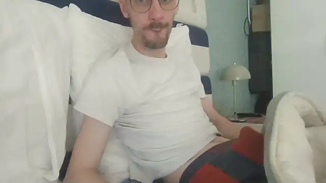 passif520 online show from April 23, 2026, 9:41 am