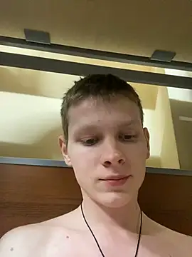 Snapshot of fameboyboo chatting on February 1, 2025, 6:29 pm fameboyboo online show from February 1, 2025, 6:29 pm