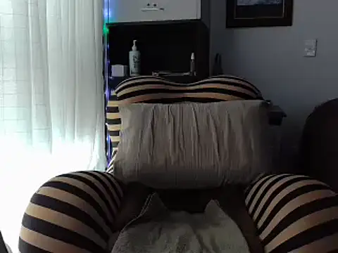 Snapshot of ChunkyMonkey007 chatting on December 5, 2024, 1:25 am ChunkyMonkey007 online show from December 5, 2024, 1:25 am