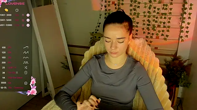 Bella XO online show from September 19, 2025, 6:48 am