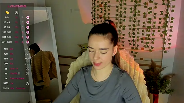 Bella XO online show from September 27, 2025, 7:02 am