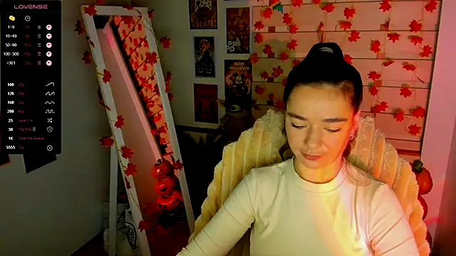 Bella XO online show from November 4, 2025, 7:51 am