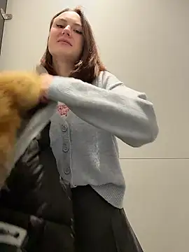 Snapshot of Dina_Tease chatting on January 7, 2026, 11:12 am Dina Tease online show from January 7, 2026, 11:12 am