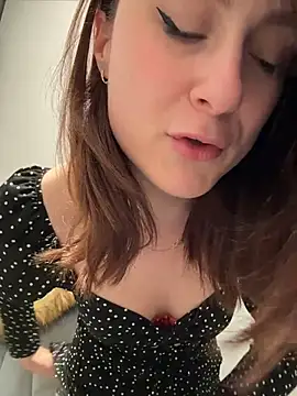 Snapshot of Dina_Tease chatting on February 7, 2026, 11:14 am Dina Tease online show from February 7, 2026, 11:14 am