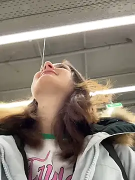 Snapshot of Dina_Tease chatting on February 13, 2026, 11:39 am Dina Tease online show from February 13, 2026, 11:39 am