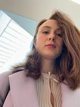 Dina Tease online show from March 11, 2026, 11:05 am