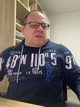 coupleLatinaLovers online show from February 12, 2026, 6:52 am