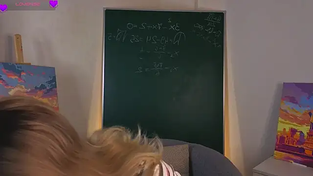 MaydaFoulk online show from December 15, 2025, 1:10 am