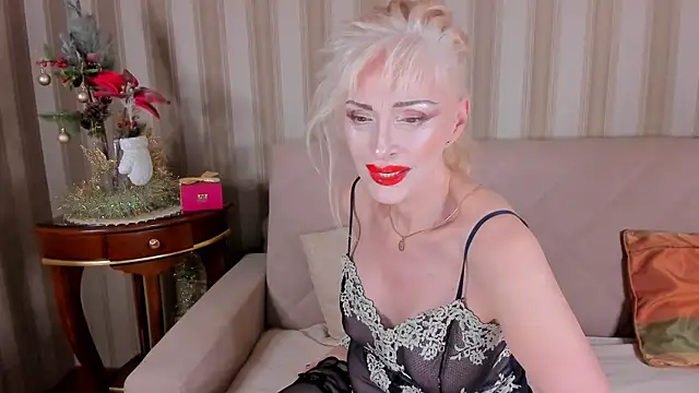 Snapshot of Rita_Farel chatting on December 26, 2024, 3:16 am Rita Farel online show from December 26, 2024, 3:16 am