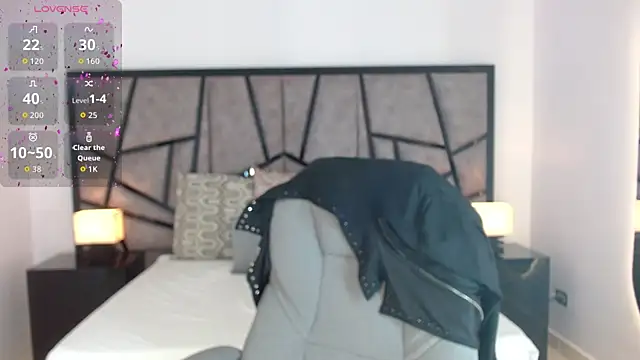 adhara cortez online show from November 13, 2025, 7:46 pm