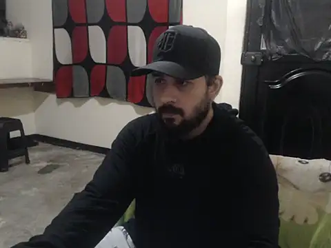 Snapshot of leonamable12 chatting on March 3, 2026, 5:57 am leonamable12 online show from March 3, 2026, 5:57 am