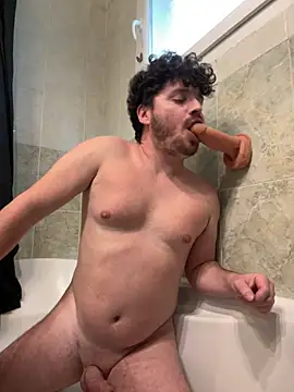 frenchboy9711 online show from November 14, 2025, 2:16 pm