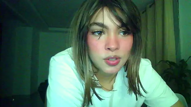 Kiri Cutee online show from November 15, 2025, 4:32 am