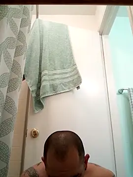 Snapshot of NewKing100 chatting on December 6, 2024, 2:13 am NewKing100 online show from December 6, 2024, 2:13 am