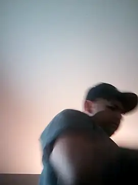 Snapshot of NewKing100 chatting on January 25, 2025, 5:07 am NewKing100 online show from January 25, 2025, 5:07 am