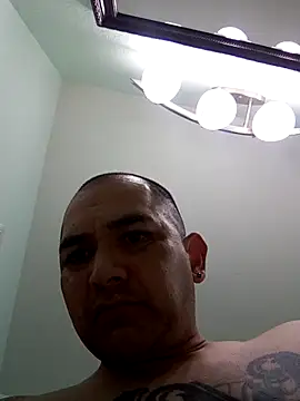 Snapshot of NewKing100 chatting on February 10, 2025, 4:52 am NewKing100 online show from February 10, 2025, 4:52 am