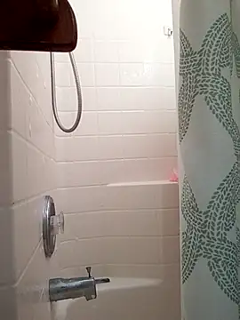 Snapshot of NewKing100 chatting on March 20, 2025, 12:51 am NewKing100 online show from March 20, 2025, 12:51 am