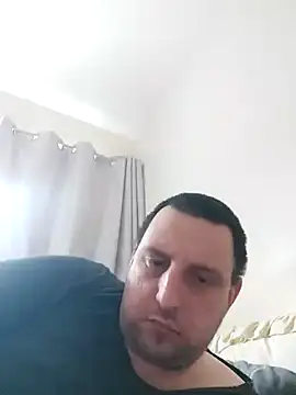 Snapshot of HE-M123 chatting on December 11, 2024, 10:36 am HE-M123 online show from December 11, 2024, 10:36 am