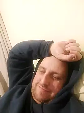 Snapshot of HE-M123 chatting on December 14, 2024, 11:23 pm HE-M123 online show from December 14, 2024, 11:23 pm